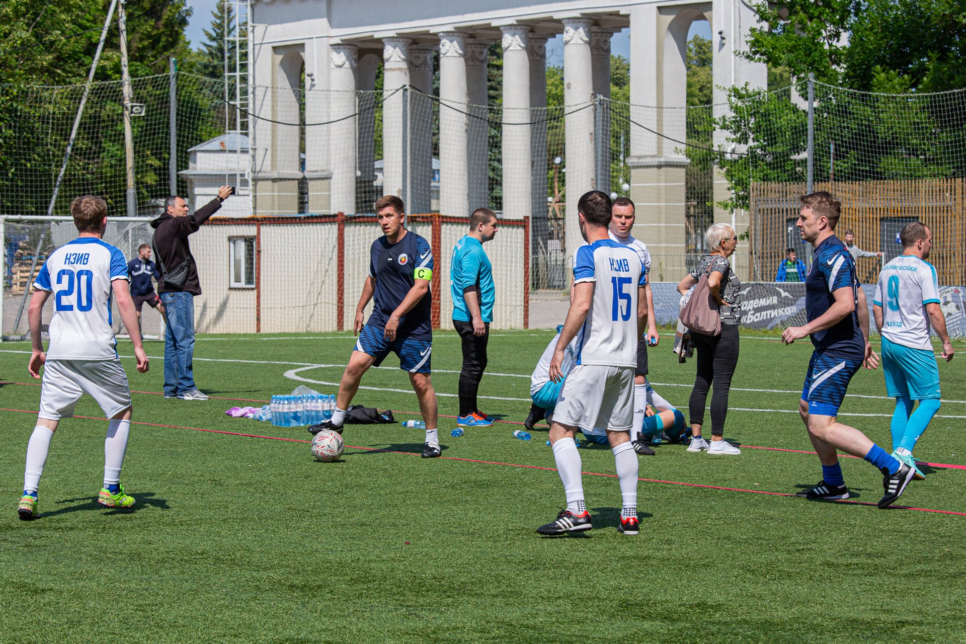 25