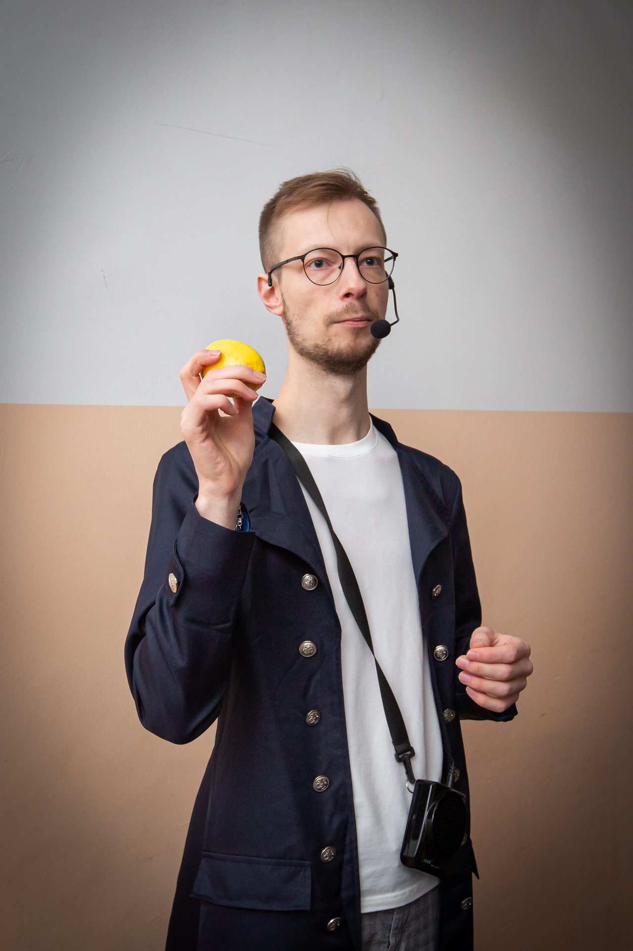 118